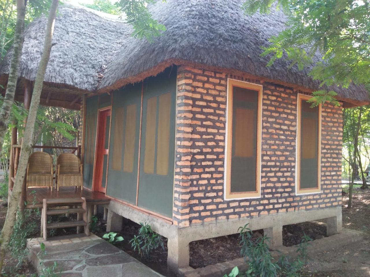 Irungu Forest Safari Lodge Katunguru Εξωτερικό φωτογραφία